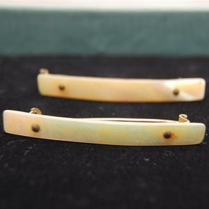 Vintage  -1920's-  Mother of Pearl Beauty Bar Brooch
